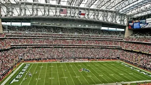 英超升级赛：谢联、利兹联、伯恩利三队领先，兰帕德执教之队暂列第五